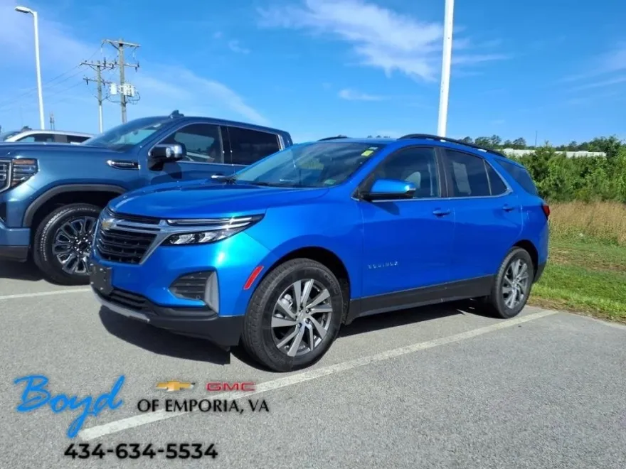 2024 Chevrolet Equinox LT photo 1