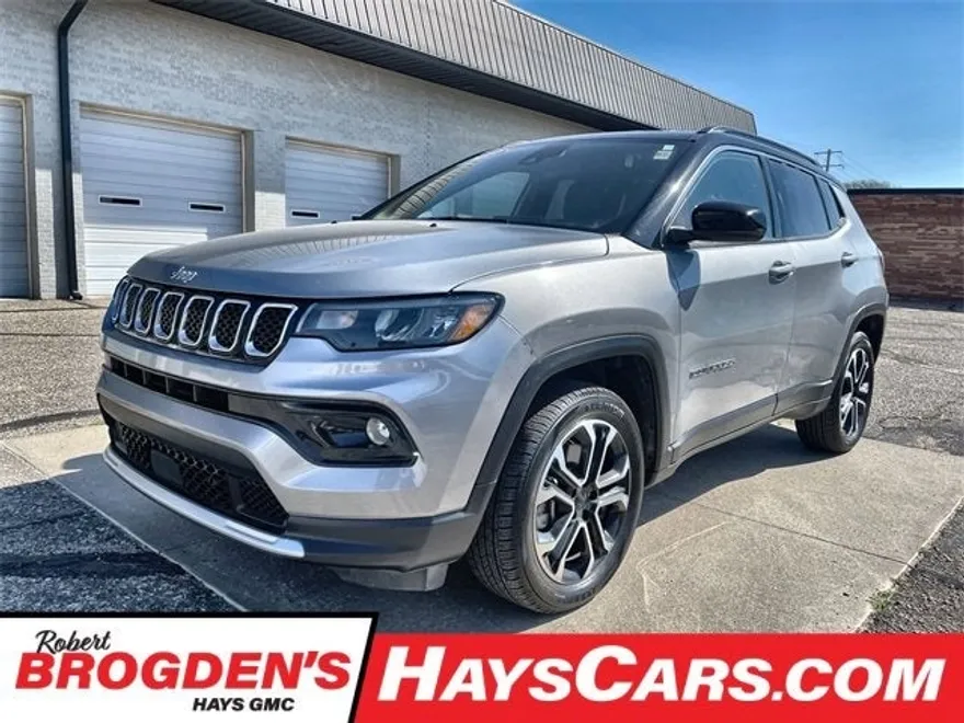2023 Jeep Compass Limited photo 1