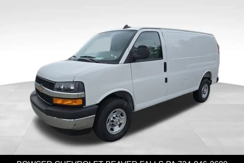 2025 Chevrolet Express 2500 Work Van Cargo photo 1