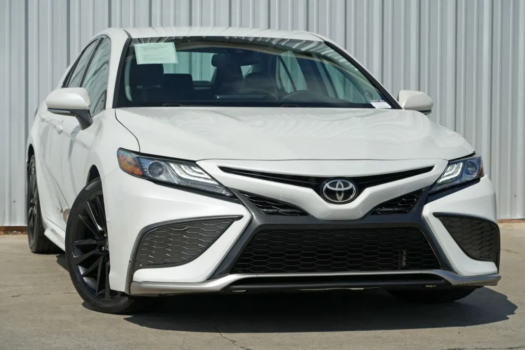 2021 Toyota Camry XSE photo 1