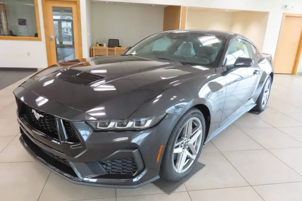 2024 Ford Mustang GT Premium photo 1