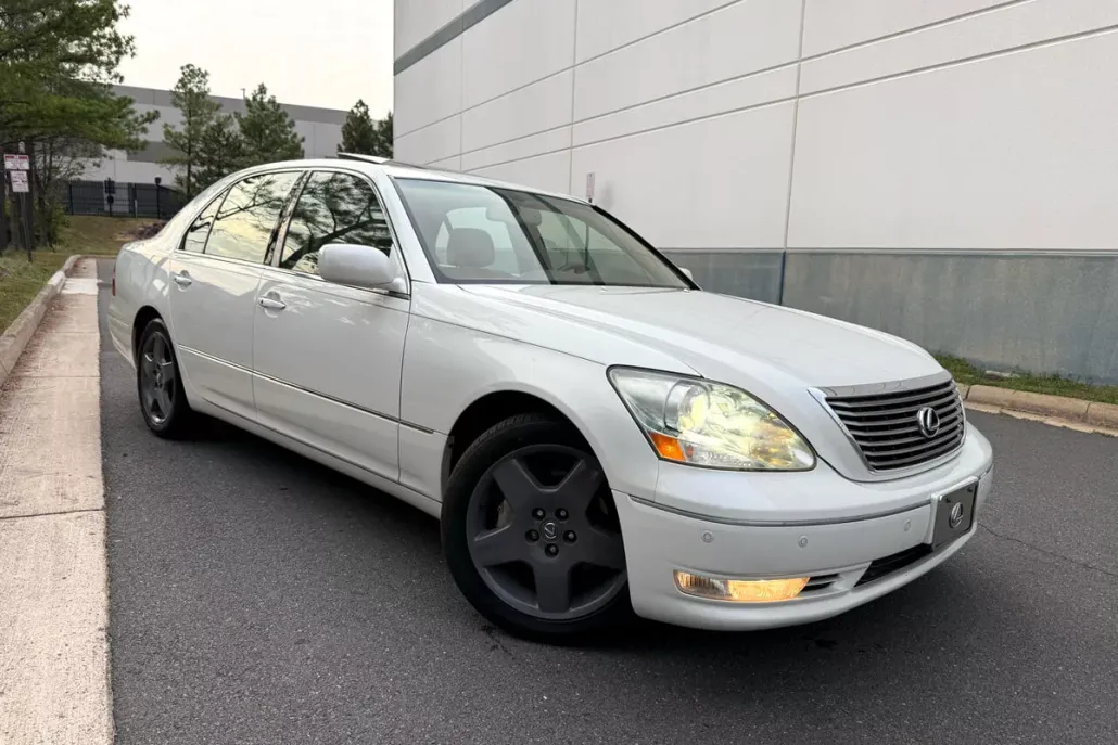 2005 Lexus LS 430 photo 1