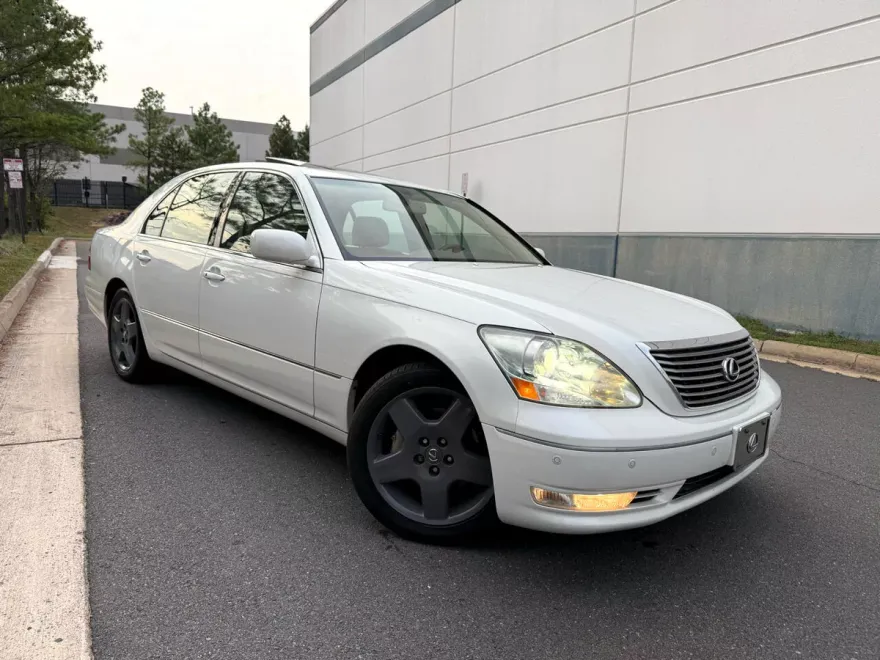 2005 Lexus LS 430 photo 1
