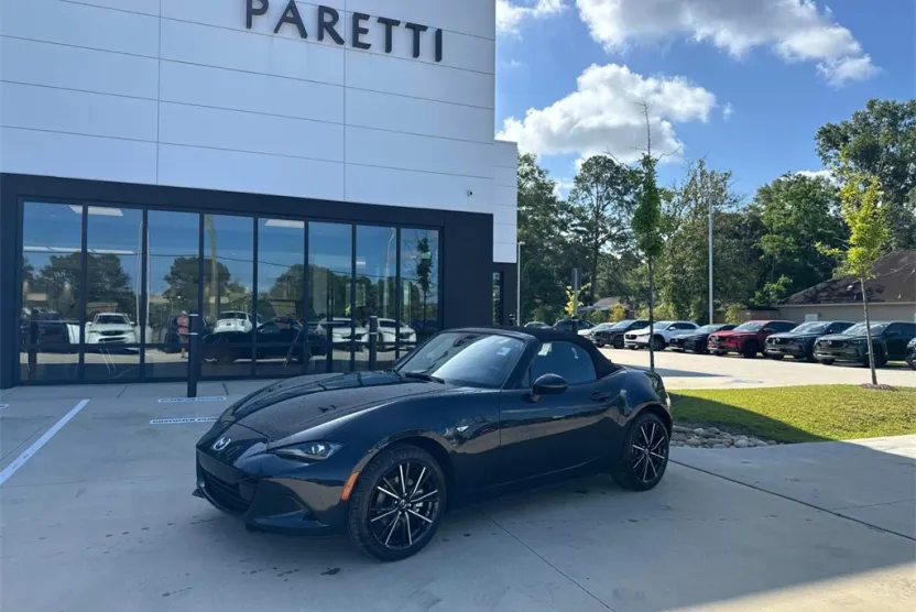 2025 Mazda MX-5 Miata Miata Grand Touring photo 1