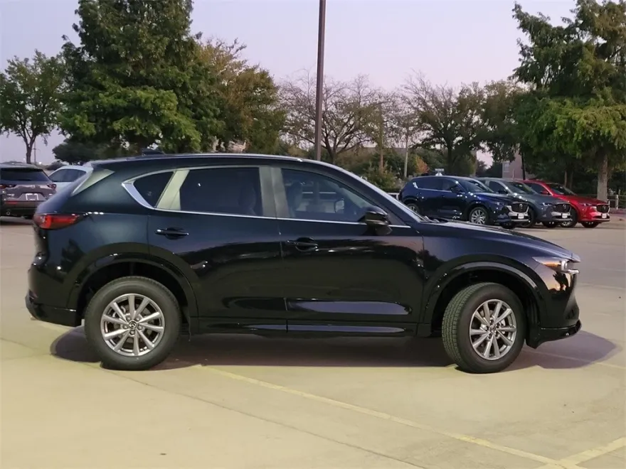 2025 Mazda CX-5 2.5 S Preferred photo 1