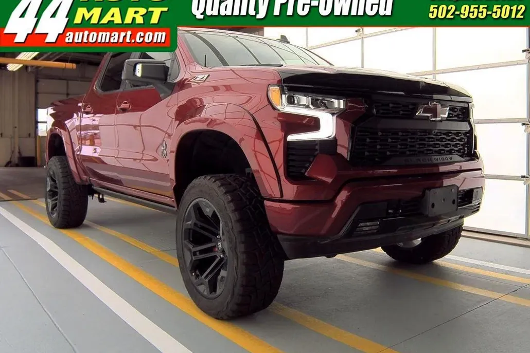 2023 Chevrolet Silverado 1500 RST photo 1