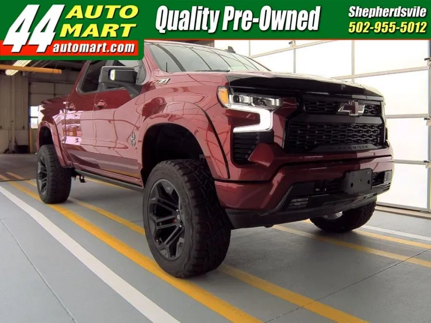 2023 Chevrolet Silverado 1500 RST photo 1