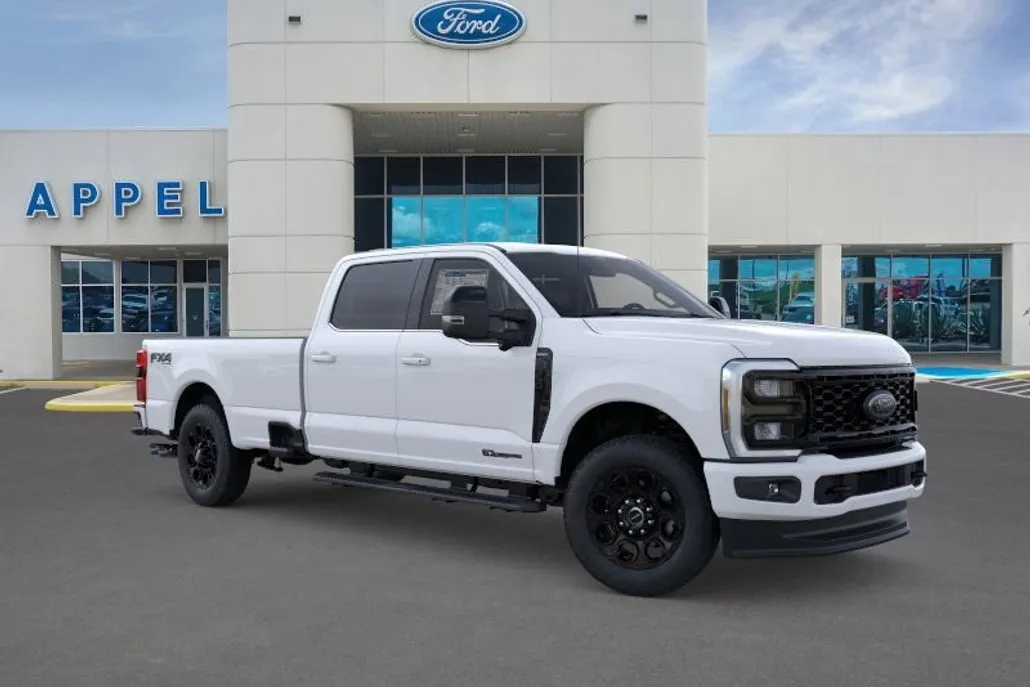 2026 Ford F-350 Lariat photo 1
