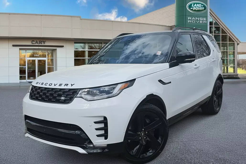 2025 Land Rover Discovery SE photo 1