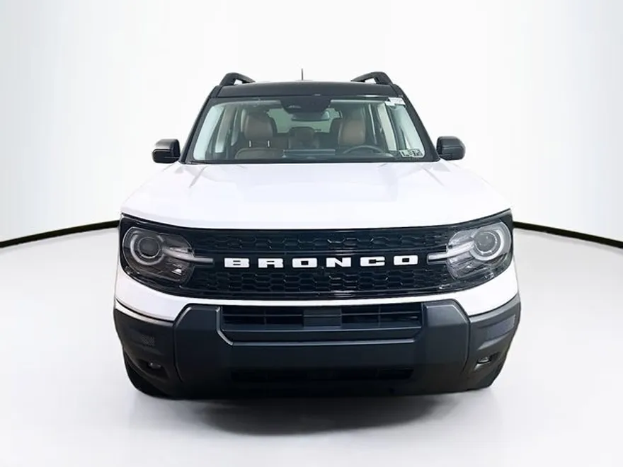 2025 Ford Bronco Sport Outer Banks photo 1