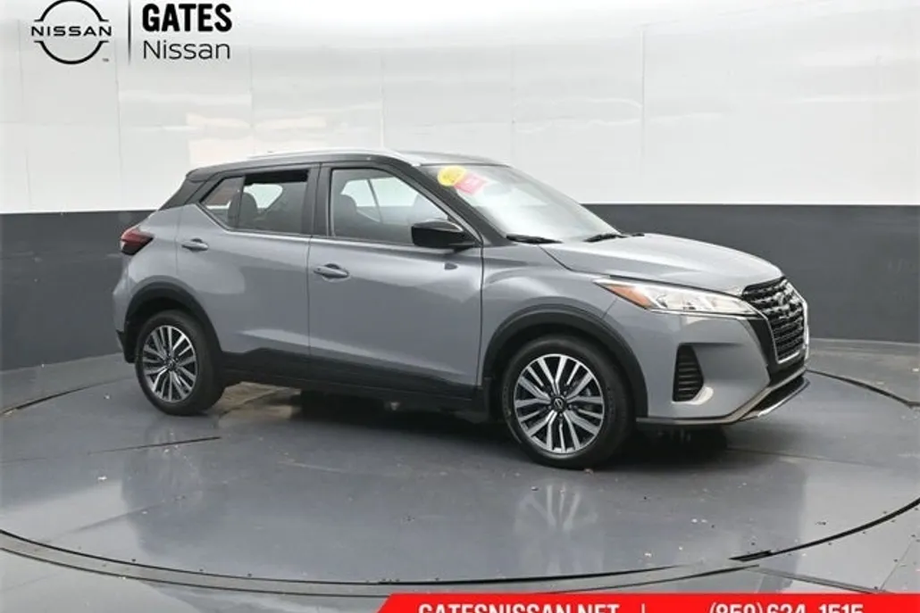 2024 Nissan Kicks SV photo 1