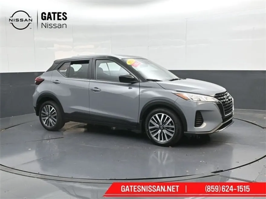 2024 Nissan Kicks SV photo 1