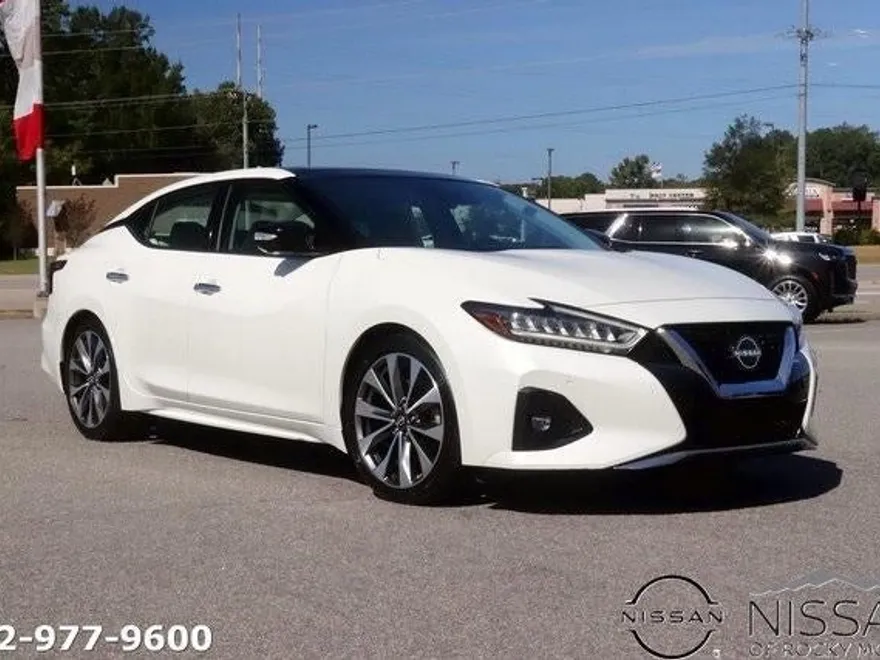 2023 Nissan Maxima Platinum photo 1