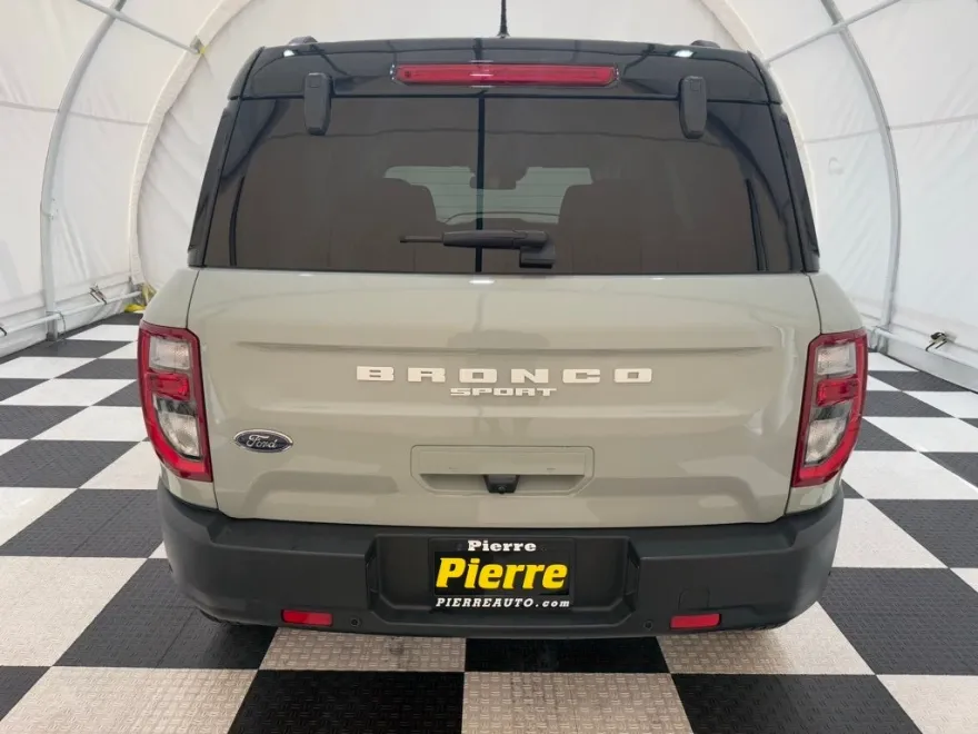 2021 Ford Bronco Sport Outer Banks photo 1