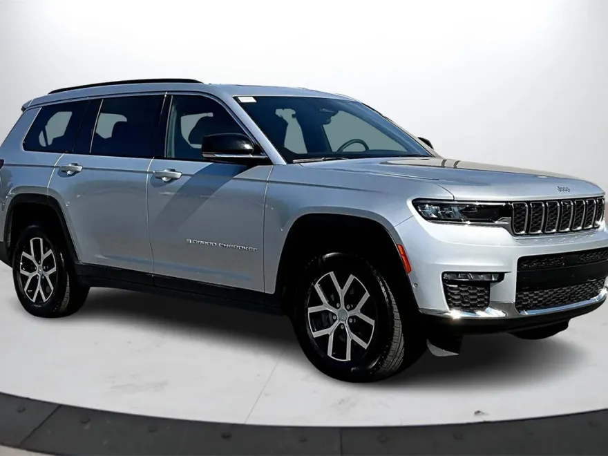 2024 Jeep Grand Cherokee Limited photo 1
