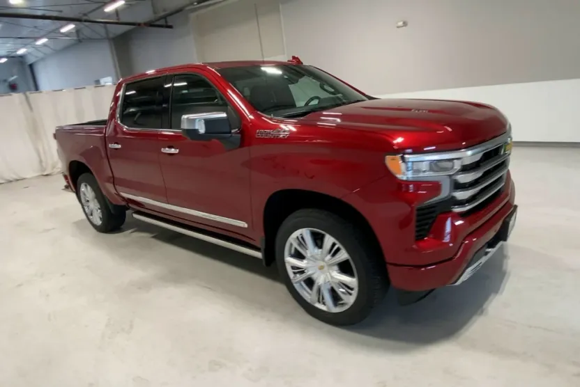 2026 Chevrolet Silverado 1500 High Country photo 1