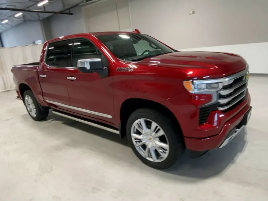 2026 Chevrolet Silverado 1500 High Country photo 1
