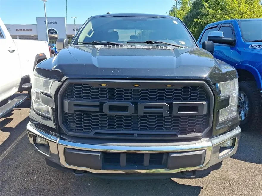 2017 Ford F-150 XLT photo 1