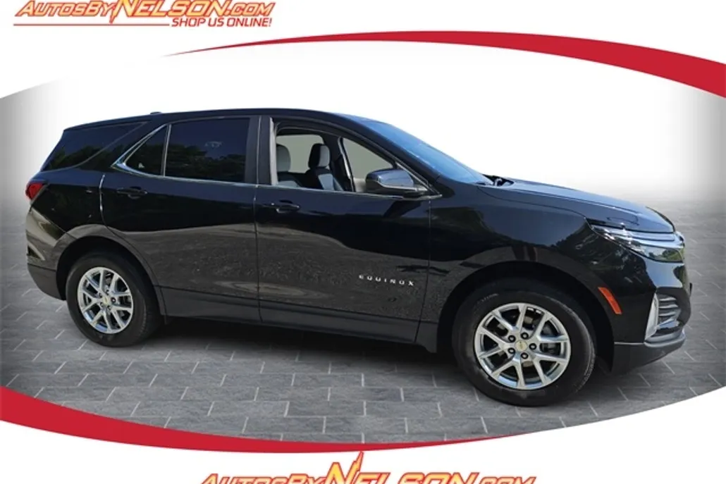 2022 Chevrolet Equinox LT photo 1