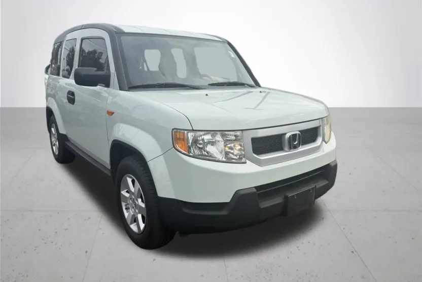 2010 Honda Element EX photo 1