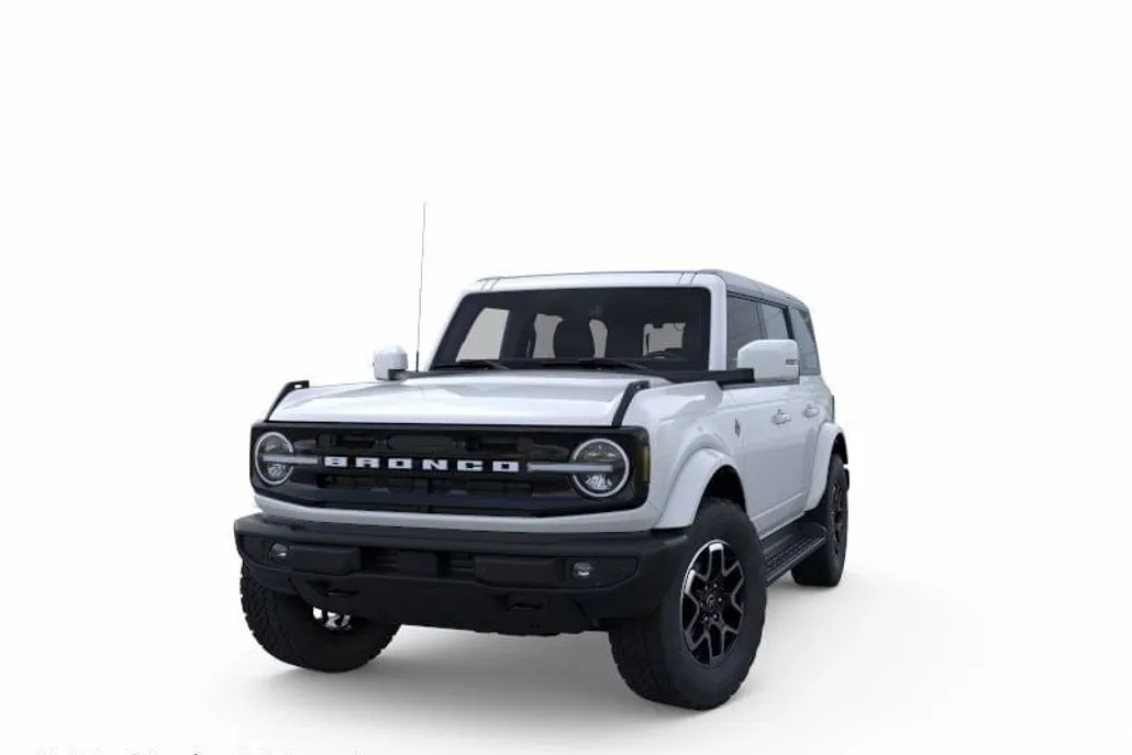 2025 Ford Bronco Outer Banks photo 1