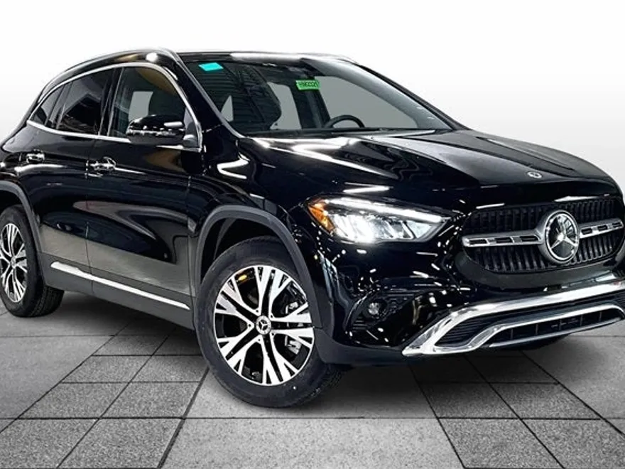 2025 Mercedes Benz GLA 250 4MATIC photo 1
