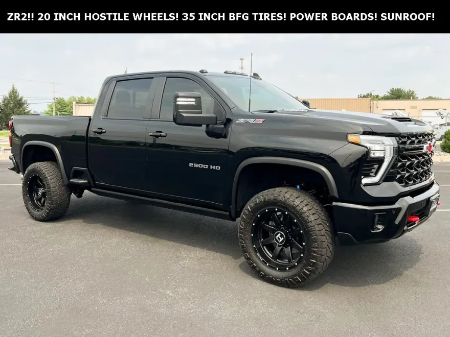 2025 Chevrolet Silverado 2500HD ZR2 photo 1