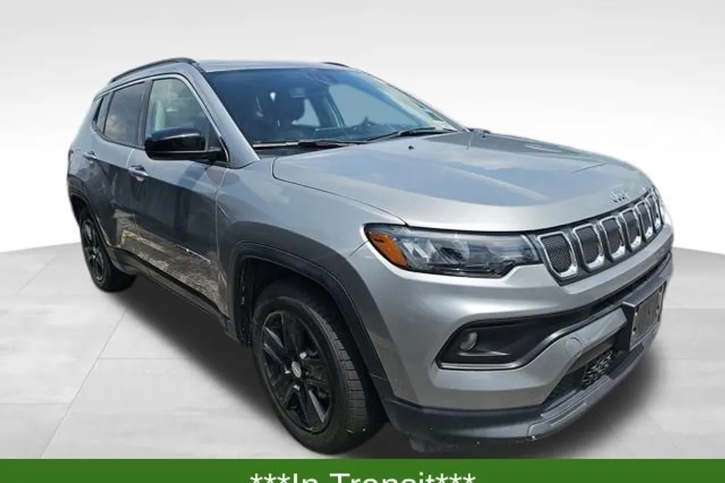 2022 Jeep Compass Latitude photo 1