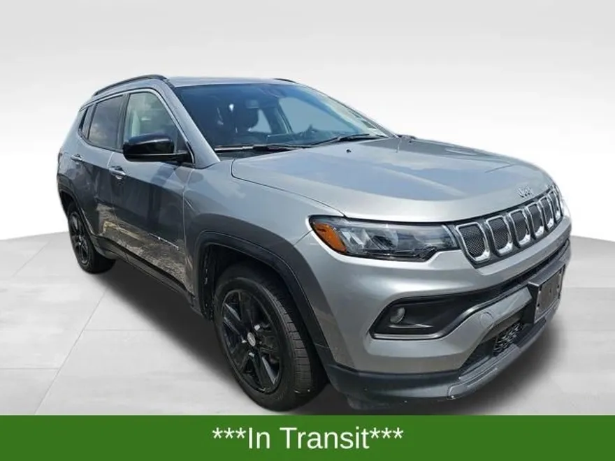 2022 Jeep Compass Latitude photo 1