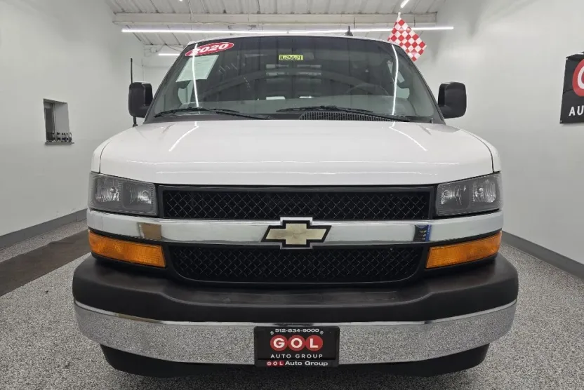 2020 Chevrolet Express 2500 Cargo photo 1