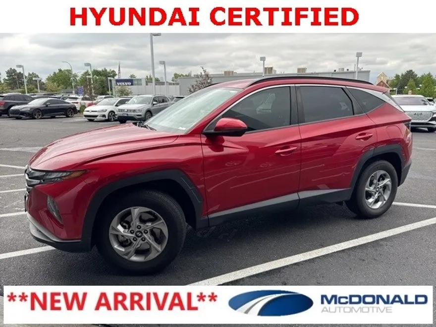 2022 Hyundai Tucson SEL photo 1