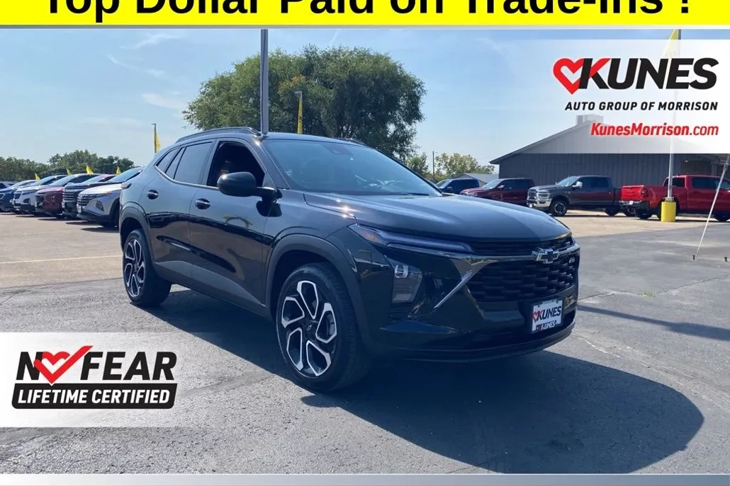 2025 Chevrolet Trax photo 1