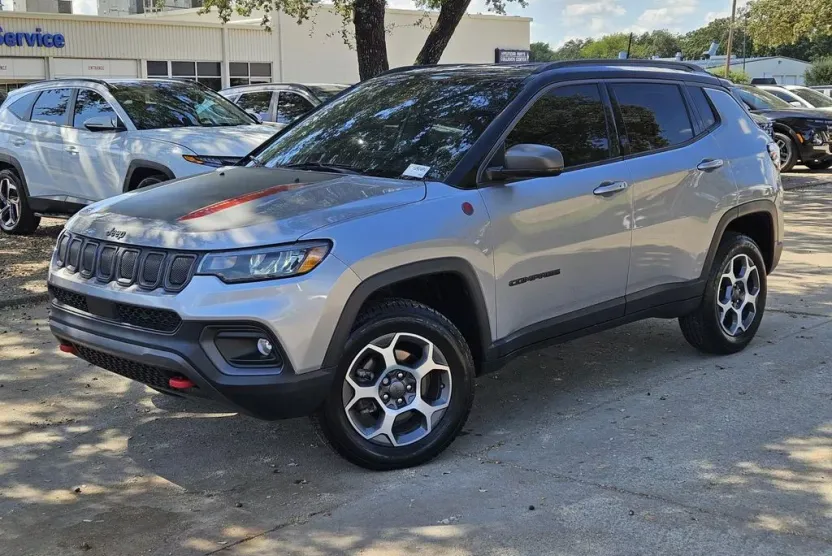 2022 Jeep Compass Trailhawk photo 1