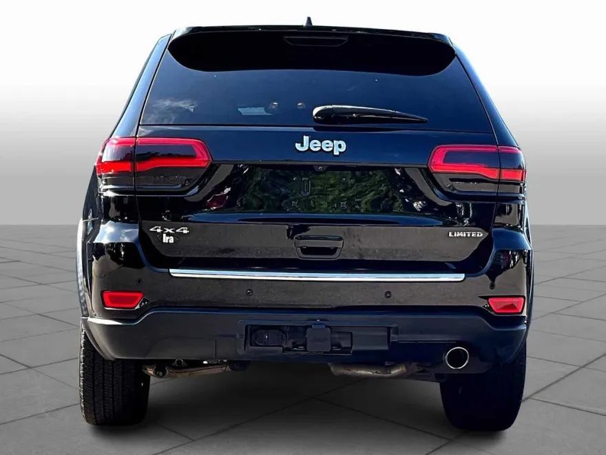 2017 Jeep Grand Cherokee Limited photo 1