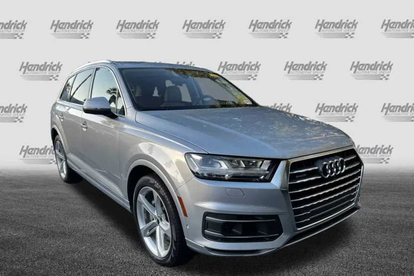 2019 Audi Q7 Prestige photo 1