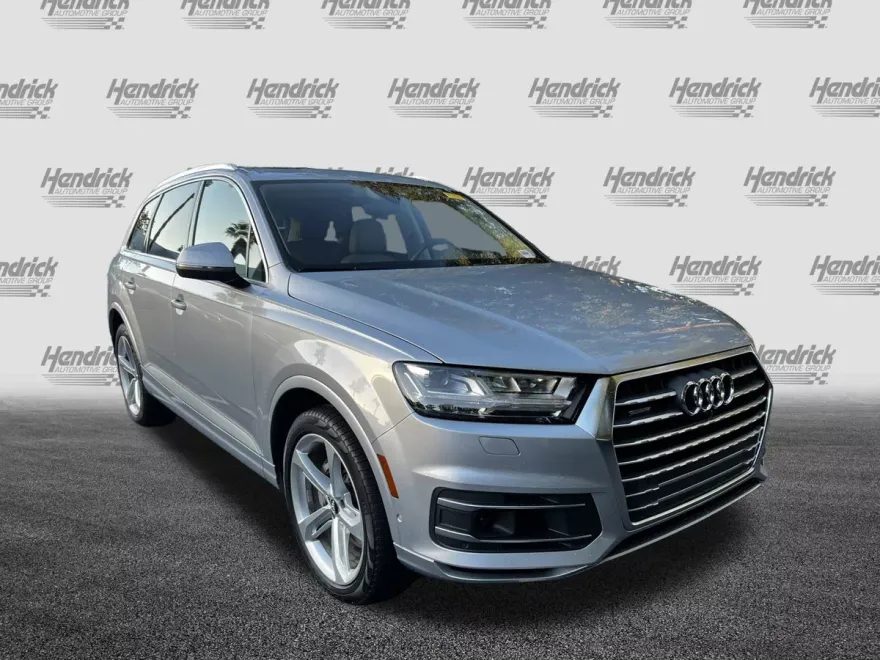 2019 Audi Q7 Prestige photo 1