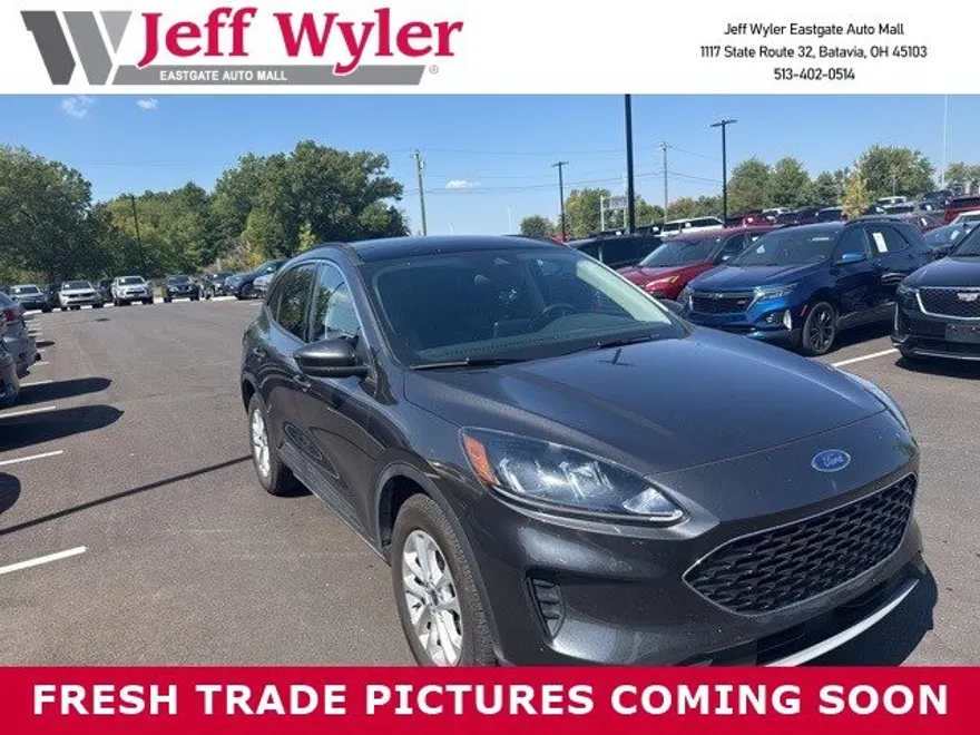 2020 Ford Escape SE photo 1