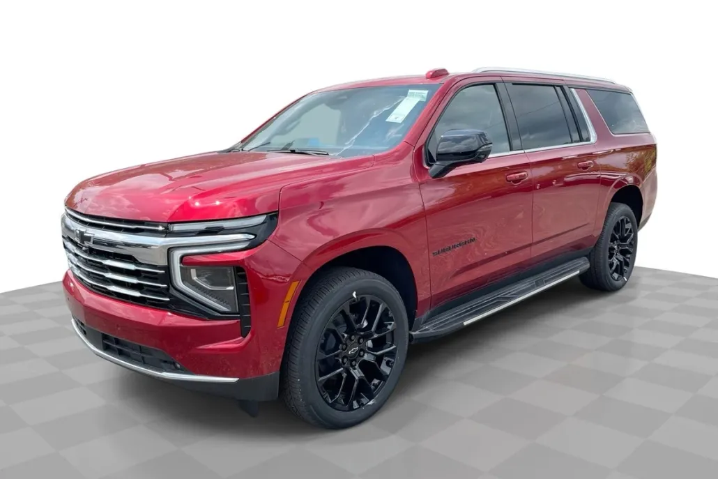 2025 Chevrolet Suburban LT photo 1