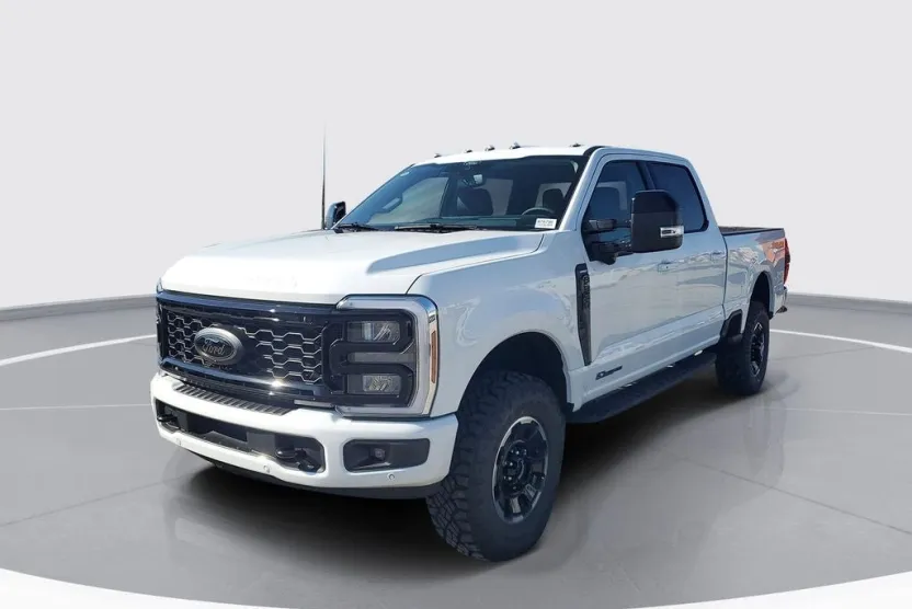 2026 Ford F-350 Lariat photo 1