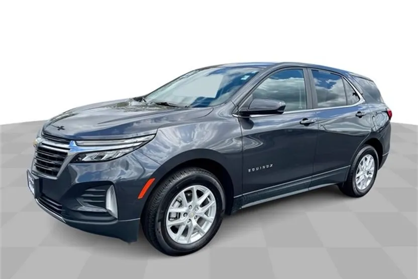 2022 Chevrolet Equinox LT photo 1