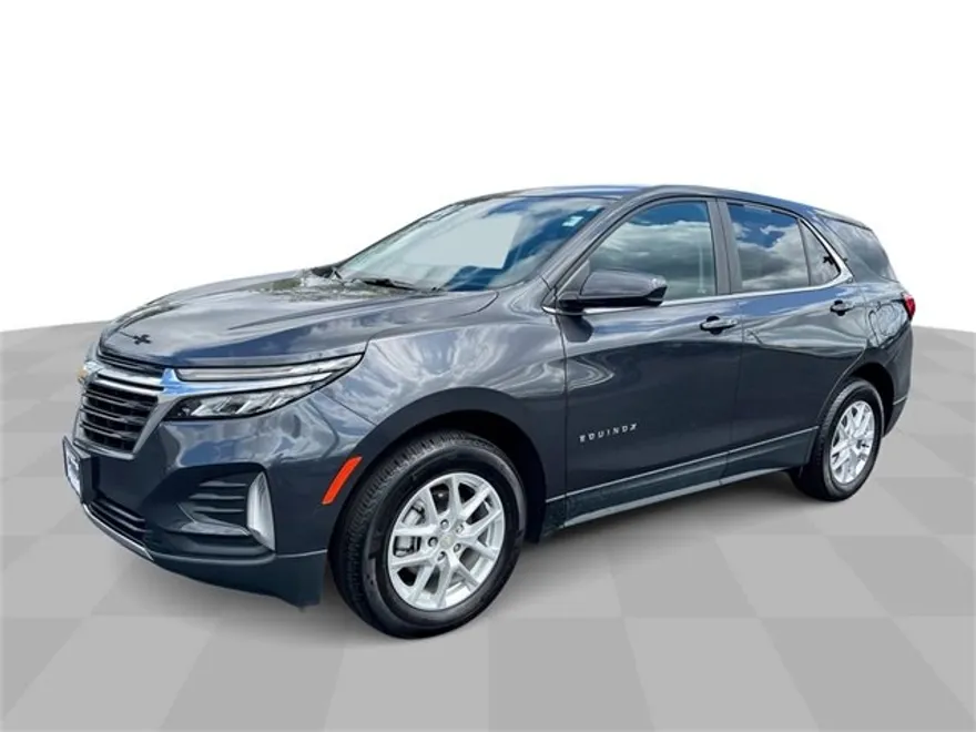 2022 Chevrolet Equinox LT photo 1
