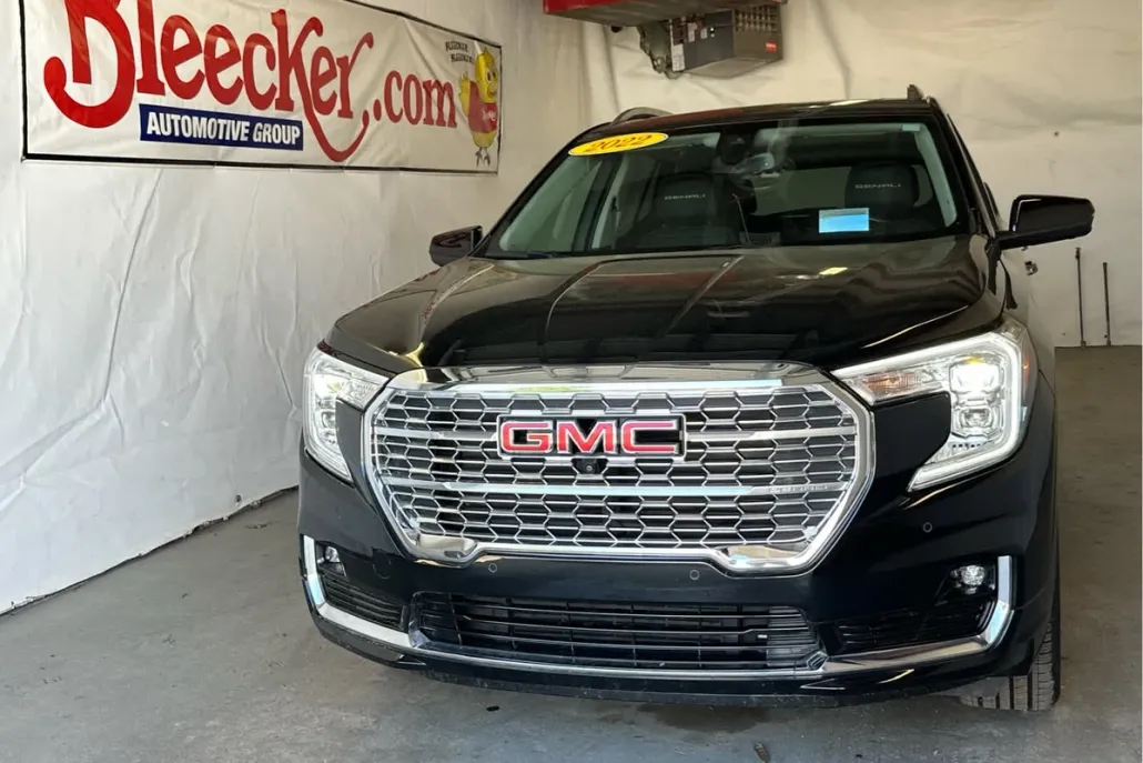 2022 Gmc Terrain Denali photo 1