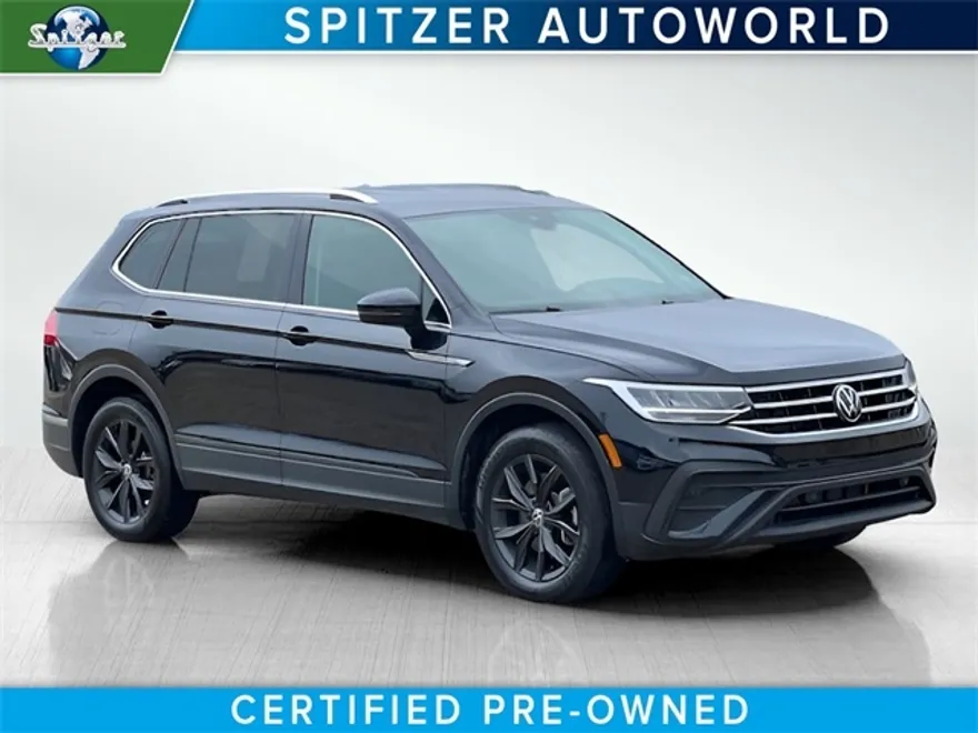 2024 Volkswagen Tiguan SE Wolfsburg Edition photo 1