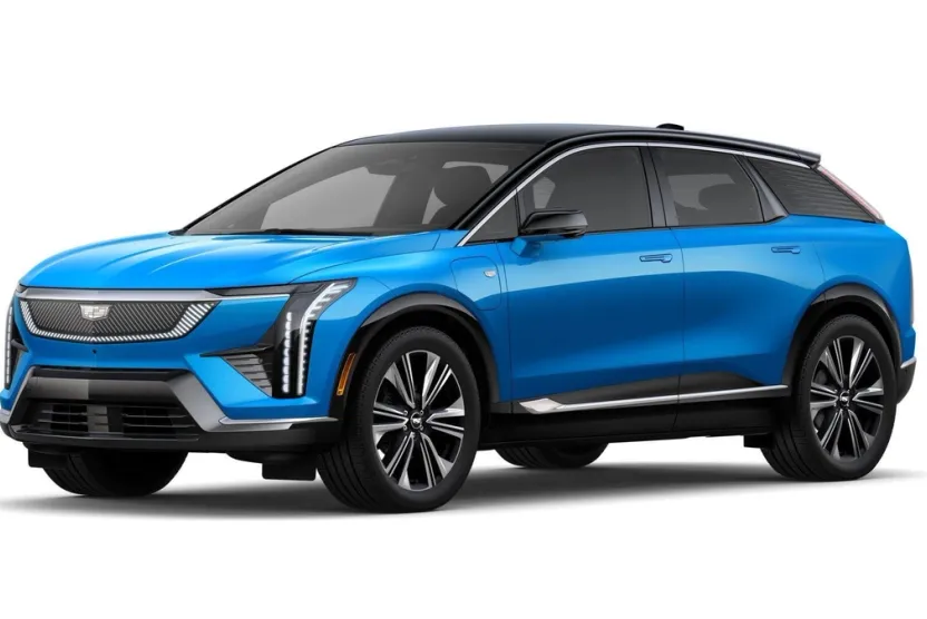 2025 Cadillac Optiq Luxury photo 1