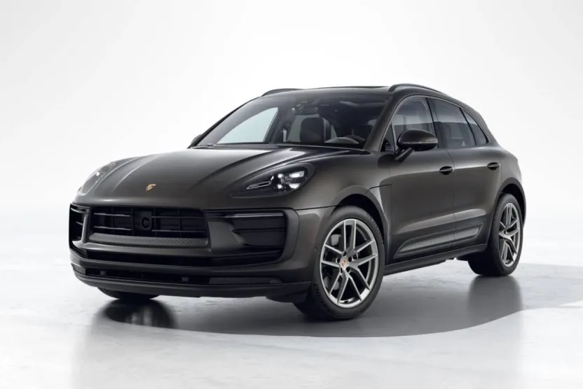 2026 Porsche Macan T photo 1