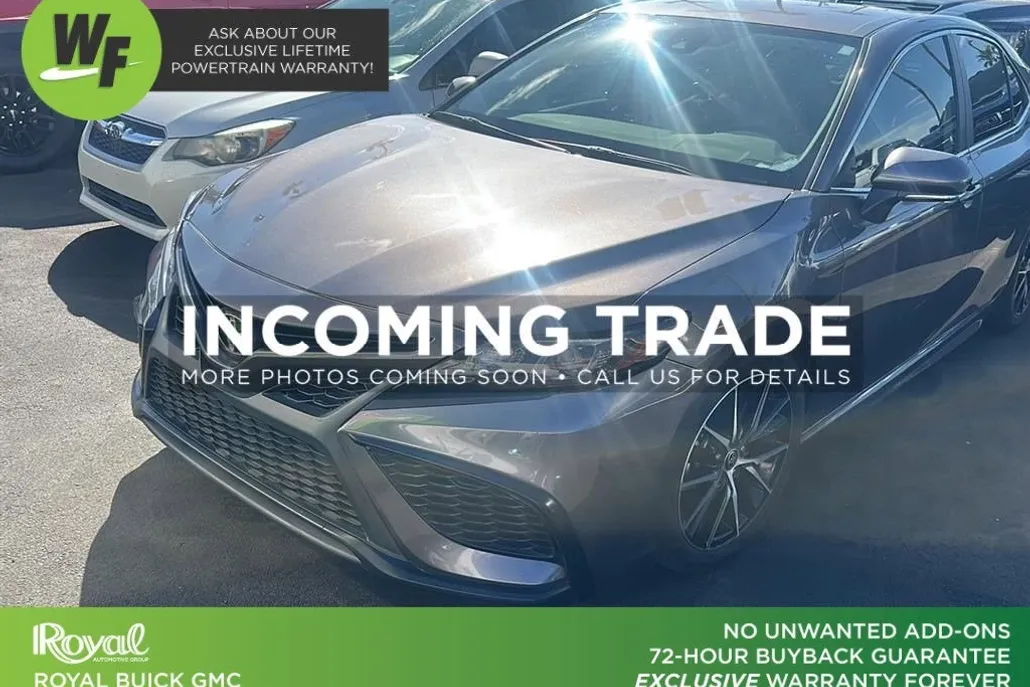 2024 Toyota Camry SE photo 1