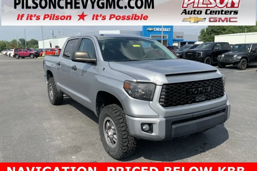 2014 Toyota Tundra SR5 photo 1