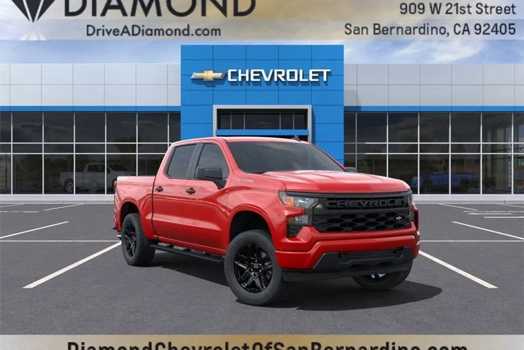 2025 Chevrolet Silverado 1500 Custom photo 1