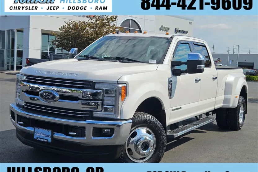 2019 Ford F-350 Lariat Platinum photo 1