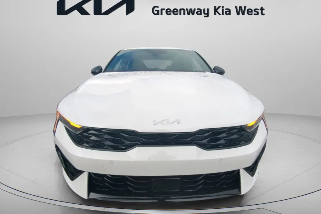 2026 Kia K5 GT-Line photo 1